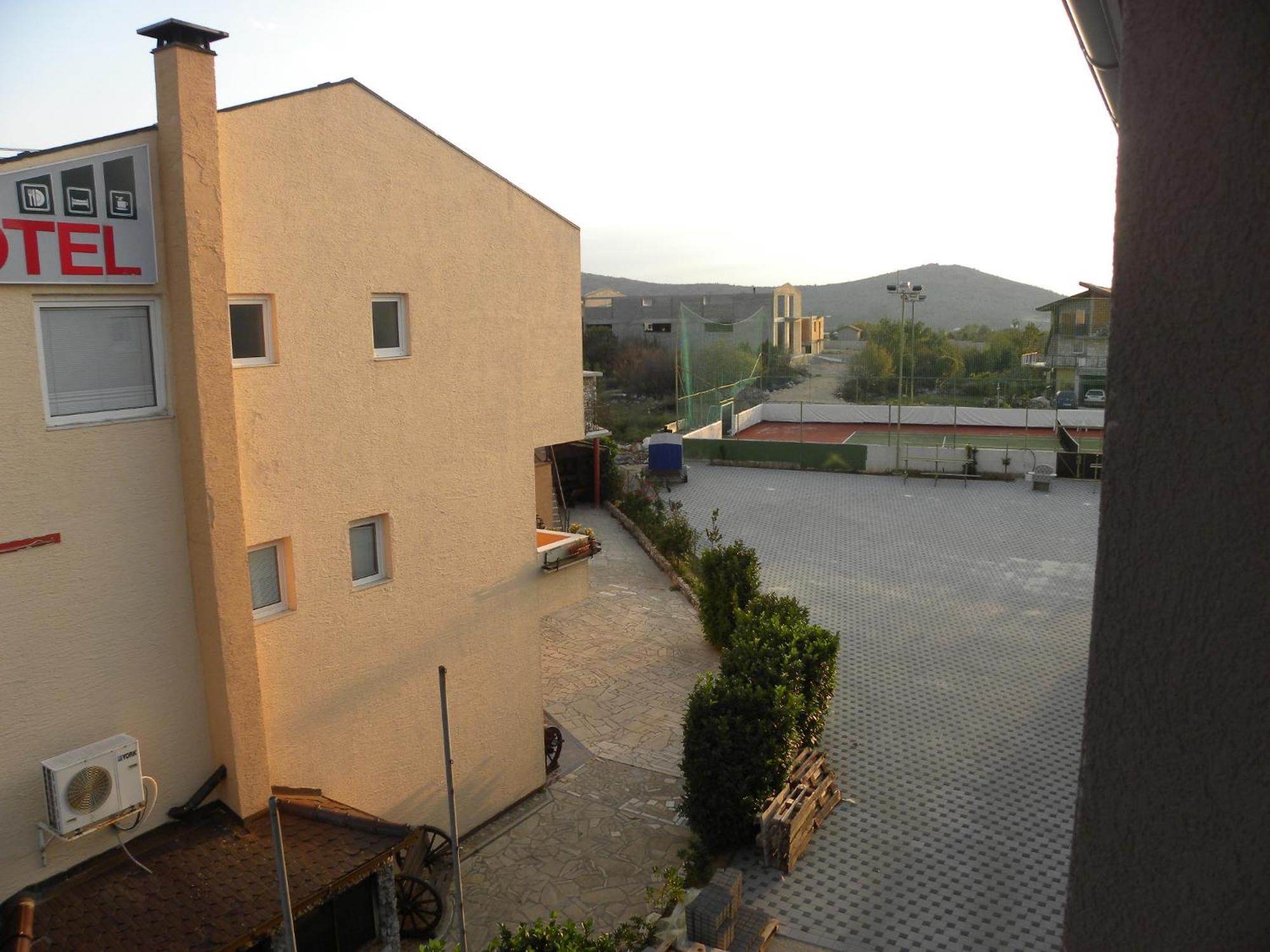Guest House Star Medjugorje Exterior photo